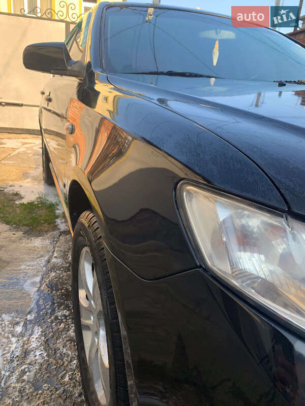 Седан Kia Magentis 2008 в Чернівцях