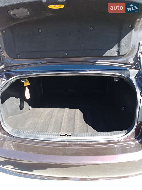 Седан Kia Magentis 2006 в Очакове