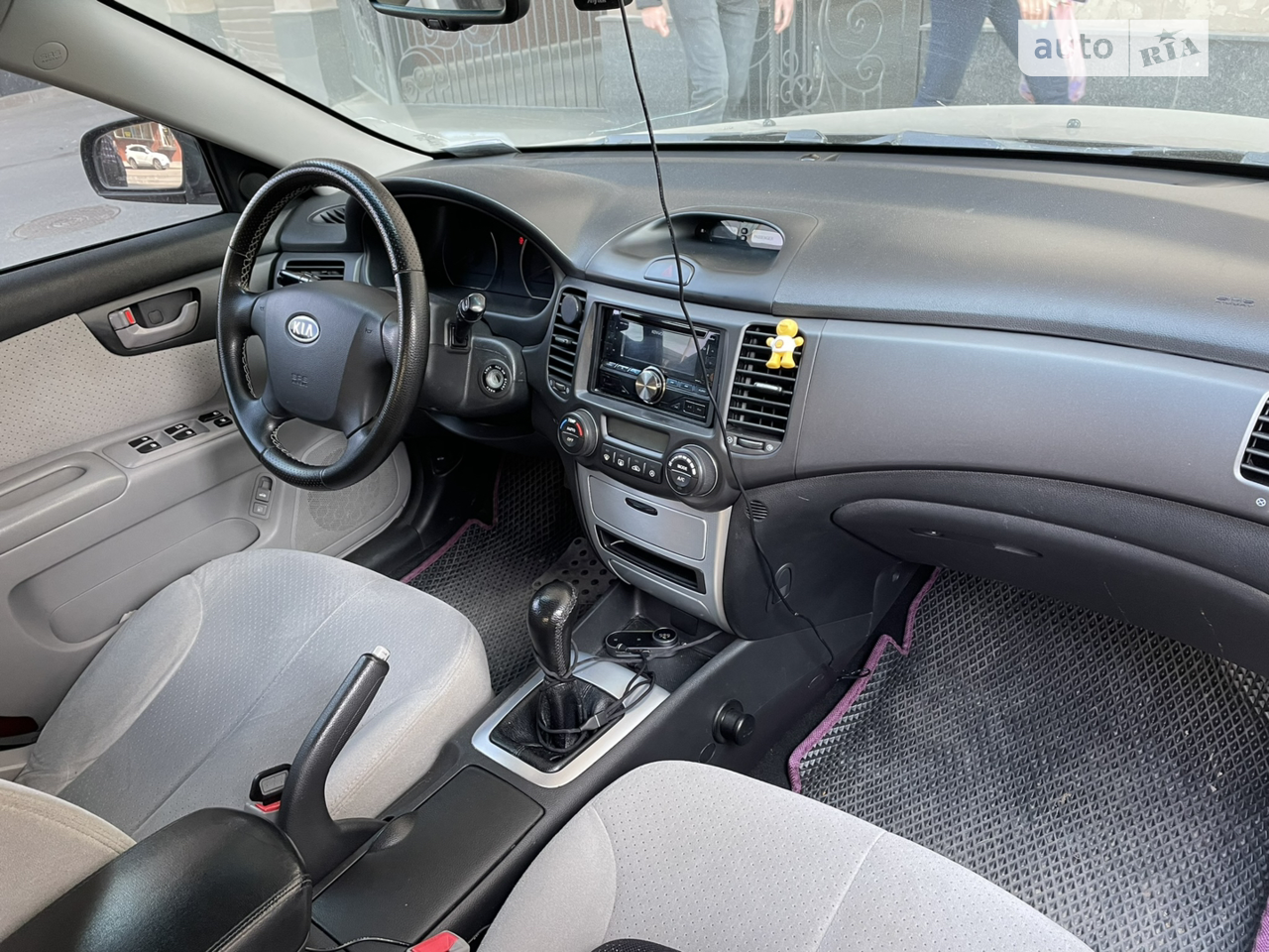 Авто технічно в дуже гарному стані, сів і поїхав. Є нюанси по кузову, стоїть італійський газ 4-покоління, авто сімейне доглянуте, вчасно міняю послідні матеріали. Розумний та адекватний торг. Усі питання за телефоном…