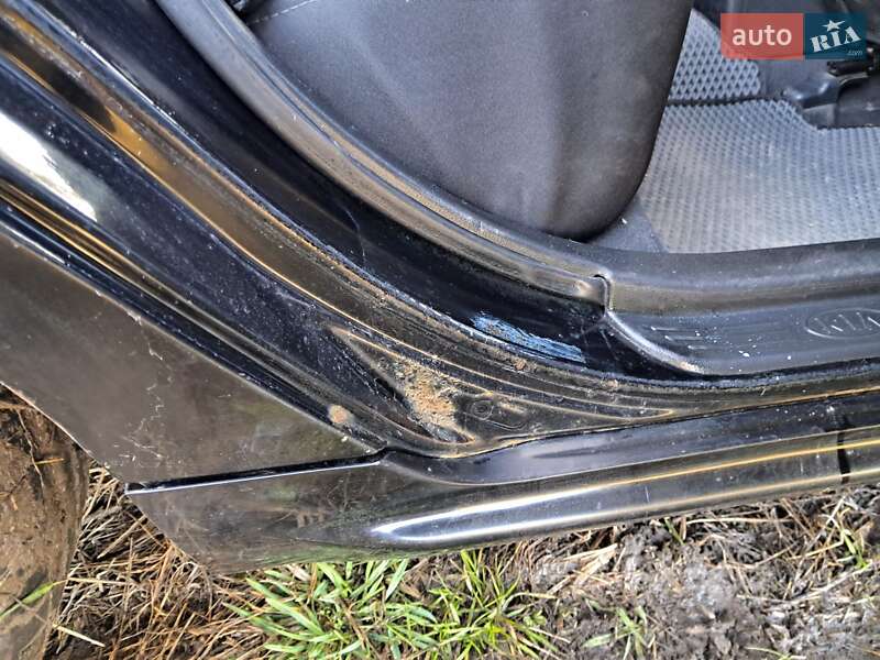 Седан Kia Magentis 2008 в Львове