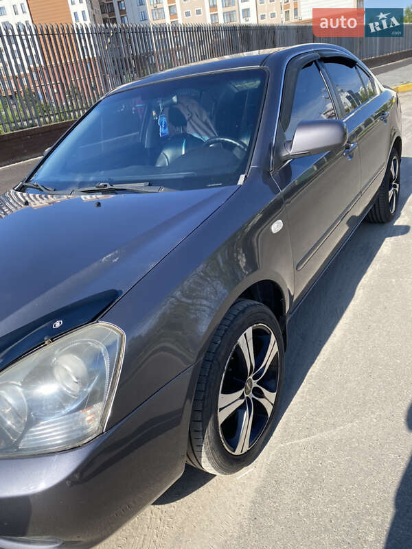 Седан Kia Magentis 2007 в Петропавлівській Борщагівці