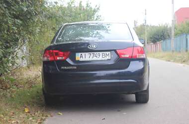 Седан Kia Magentis 2010 в Буче