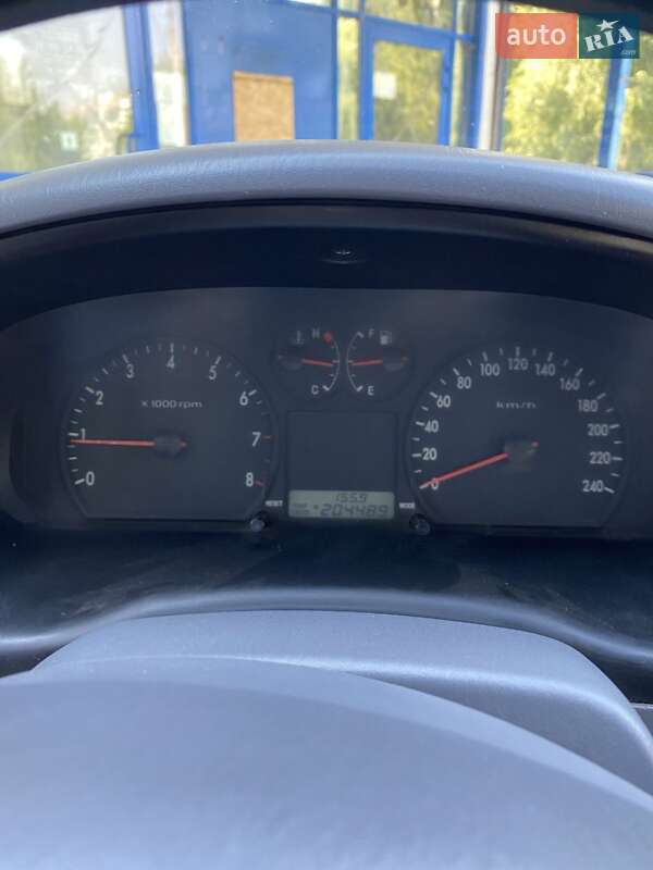 Седан Kia Magentis 2001 в Краматорську