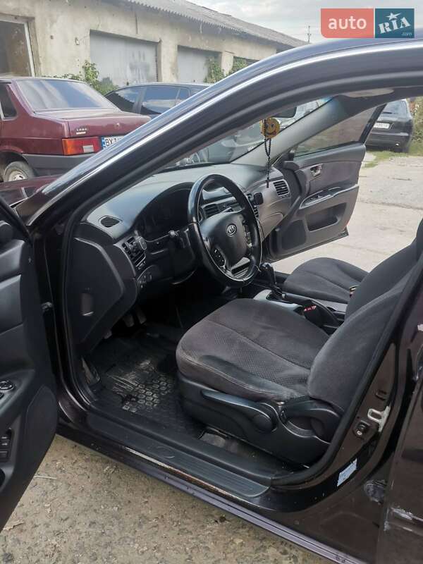 Седан Kia Magentis 2007 в Новой Ушице