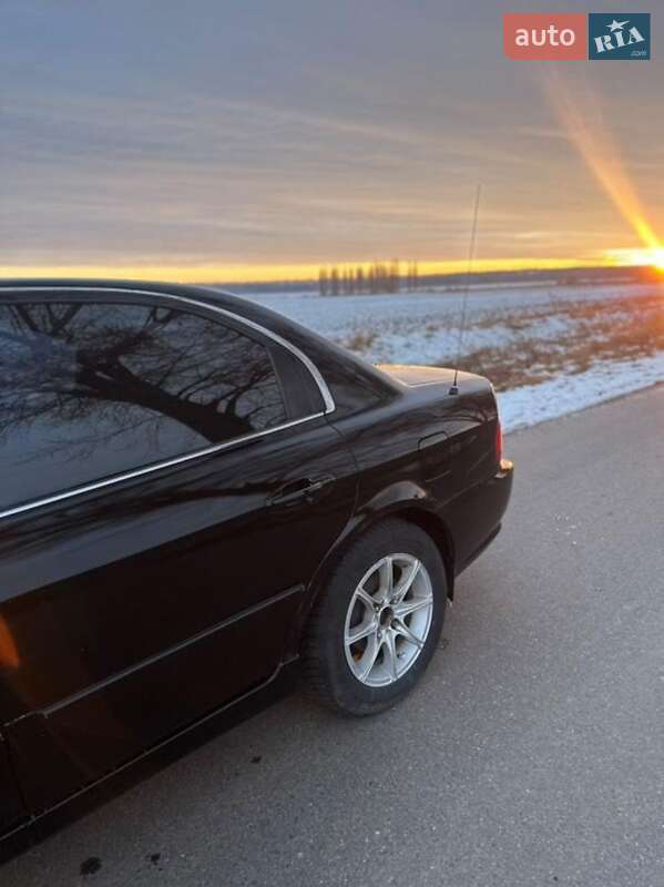 Седан Kia Magentis 2004 в Летичіві