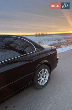 Седан Kia Magentis 2004 в 