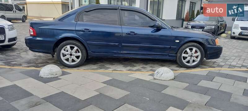 Седан Kia Magentis 2003 в Ивано-Франковске