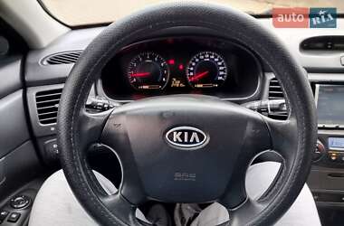 Седан Kia Magentis 2006 в 