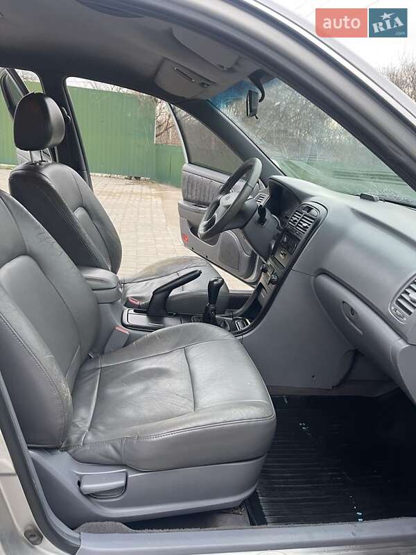 Седан Kia Magentis 2003 в Одесі