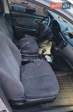Седан Kia Magentis 2005 в 