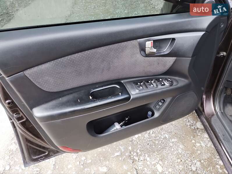 Седан Kia Magentis 2007 в Новой Ушице