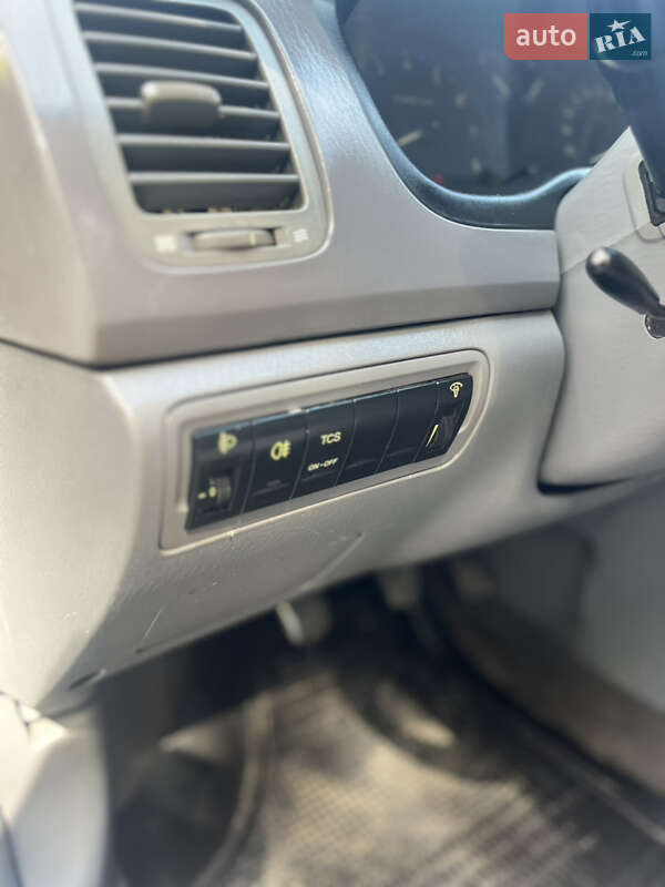 Седан Kia Magentis 2002 в Одессе