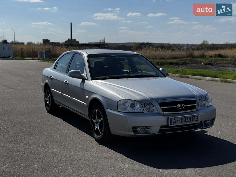 Седан Kia Magentis 2006 в Славянске
