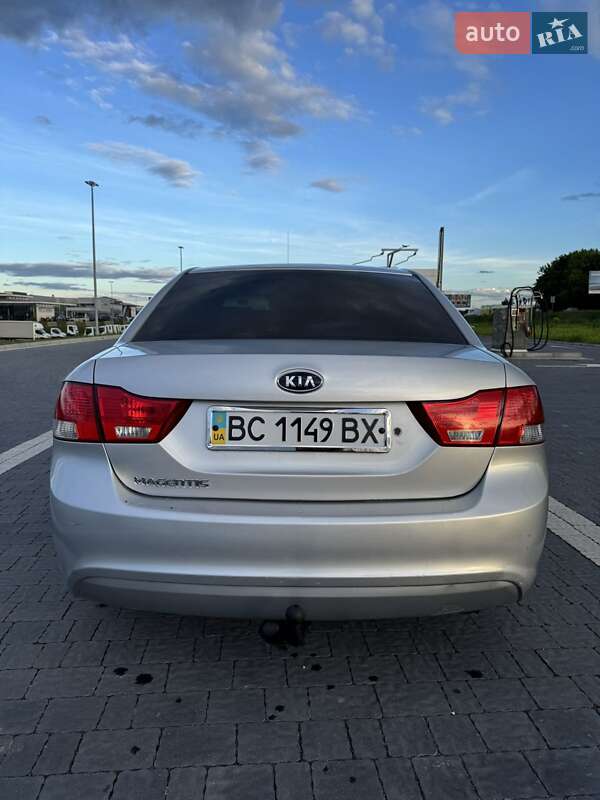 Седан Kia Magentis 2008 в Львове