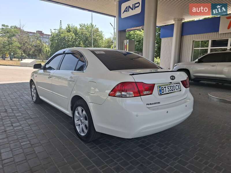 Седан Kia Magentis 2009 в Николаеве