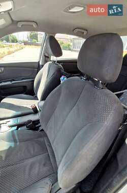 Седан Kia Magentis 2009 в 