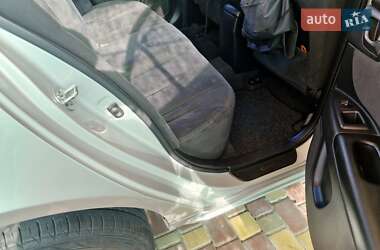Седан Kia Magentis 2009 в 