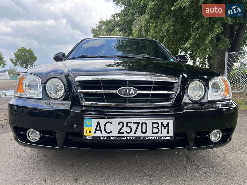 Седан Kia Magentis 2004 в Луцке