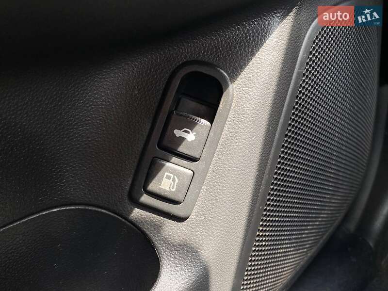 Седан Kia Magentis 2007 в Киеве
