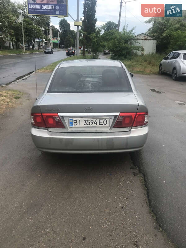 Седан Kia Magentis 2004 в Кременчуці