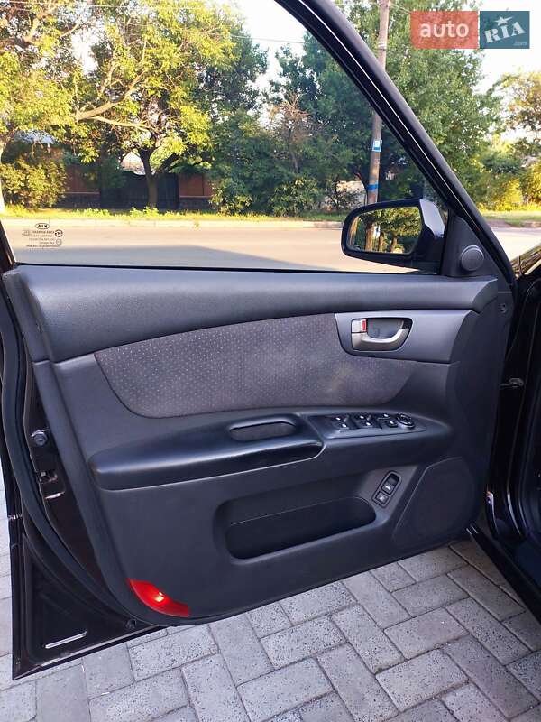 Седан Kia Magentis 2007 в Черкассах