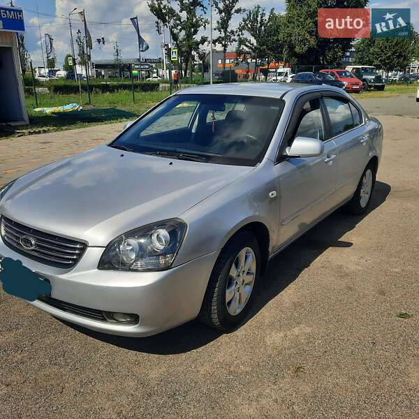 Седан Kia Magentis 2006 в Буче