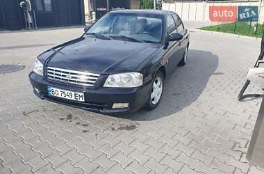 Седан Kia Magentis 2001 в Шумську
