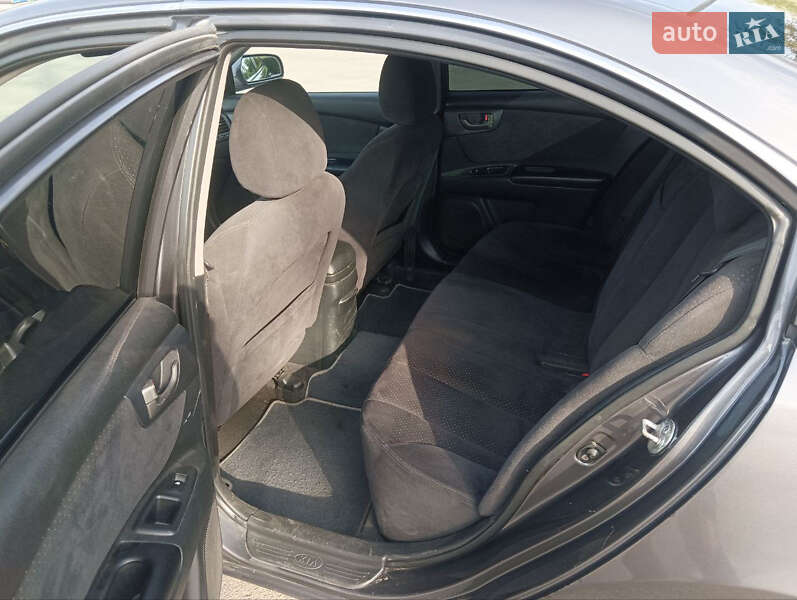 Седан Kia Magentis 2007 в Каменском