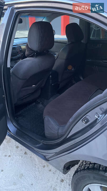 Седан Kia Magentis 2007 в Підволочиську