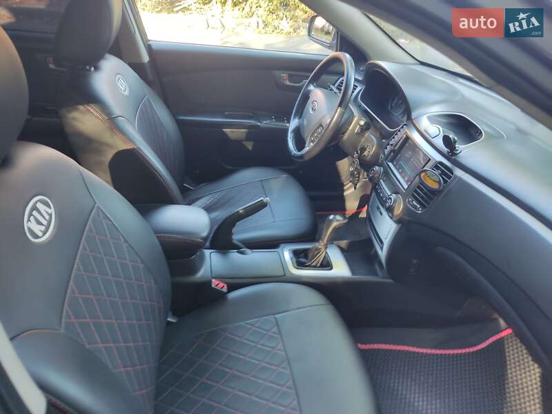 Седан Kia Magentis 2007 в Дніпрі