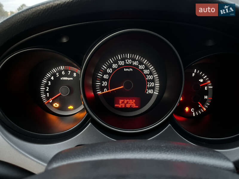 Седан Kia Magentis 2008 в Києві