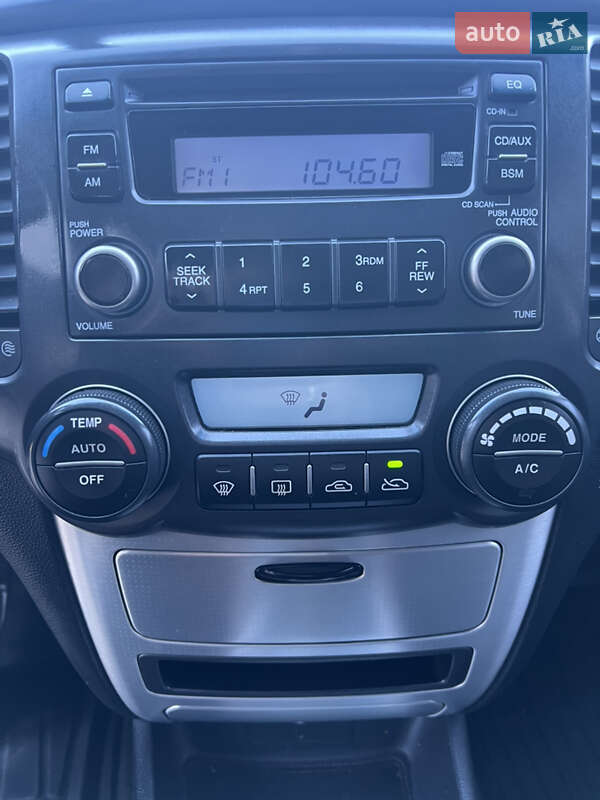 Седан Kia Magentis 2008 в Лозовой