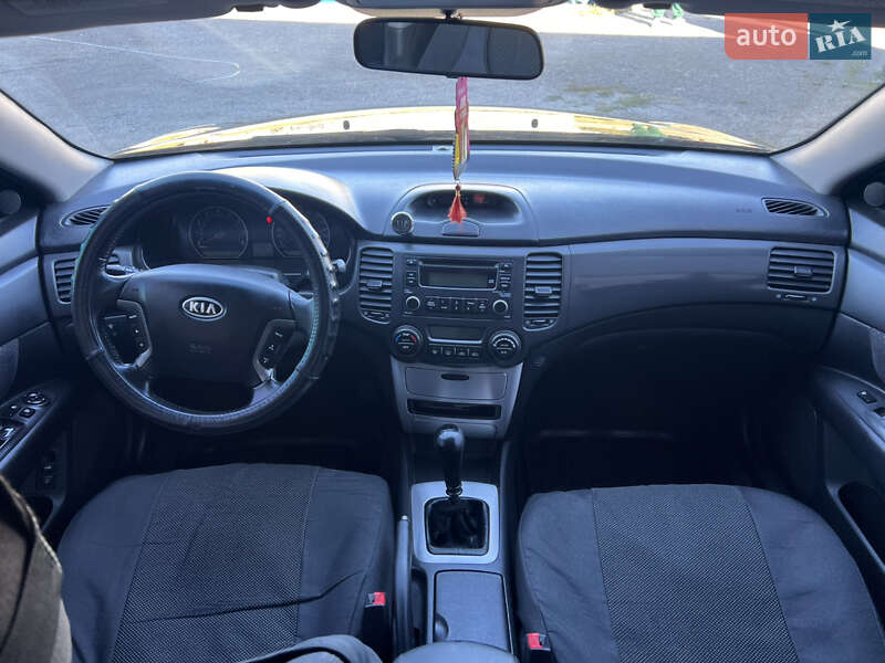 Седан Kia Magentis 2008 в Лозовой