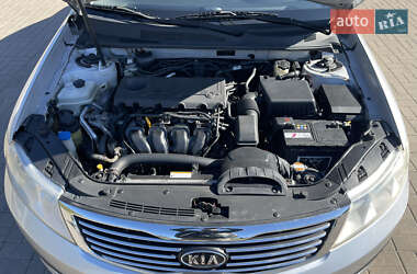 Седан Kia Magentis 2009 в 