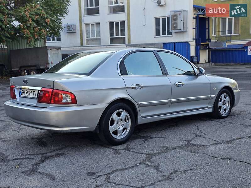 Седан Kia Magentis 2005 в Одессе