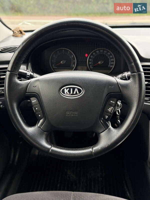 Седан Kia Magentis 2008 в Киеве