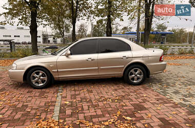 Седан Kia Magentis 2006 в  фото 15 Седан Kia Magentis 2006 в