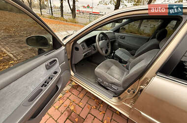 Седан Kia Magentis 2006 в  фото 23 Седан Kia Magentis 2006 в