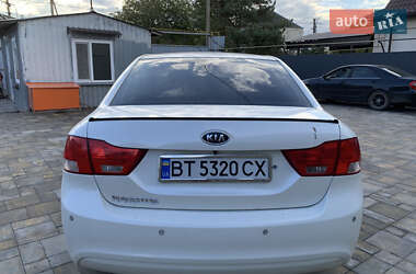 Седан Kia Magentis 2009 в 