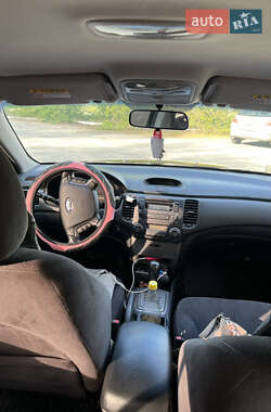 Седан Kia Magentis 2006 в  фото 10 Седан Kia Magentis 2006 в