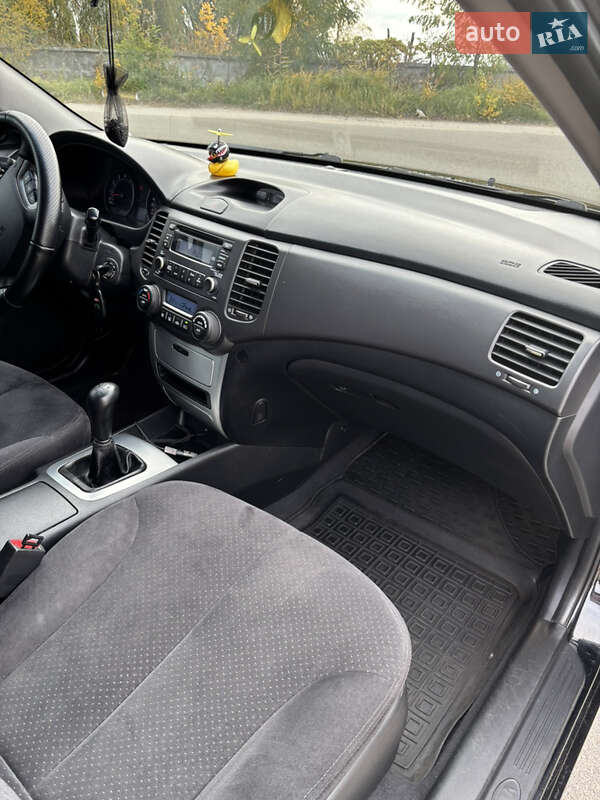 Седан Kia Magentis 2008 в Києві фото 28 Седан Kia Magentis 2008 в Києві