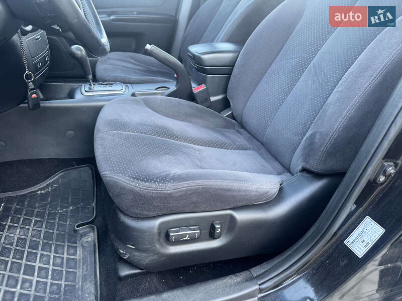 Седан Kia Magentis 2006 в Львове