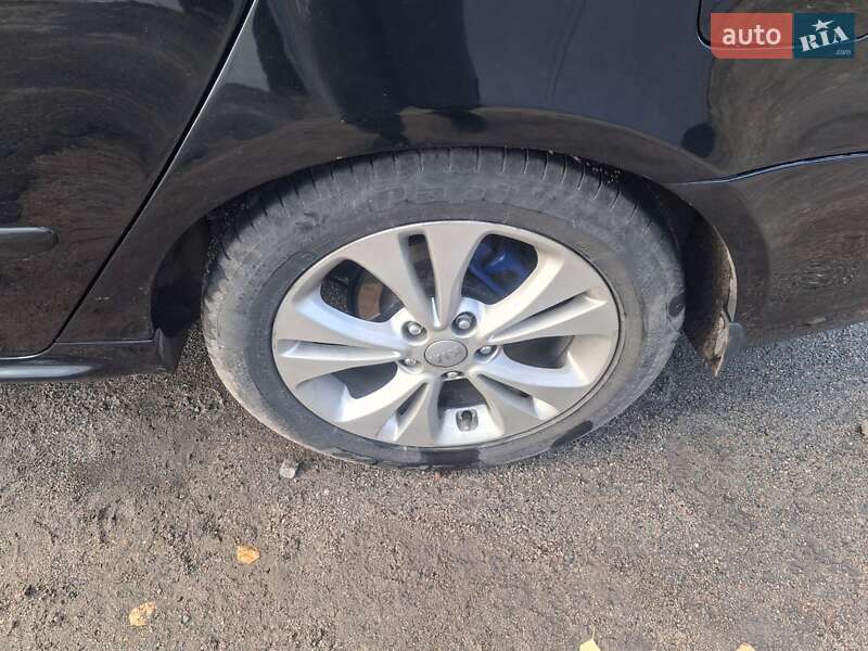 Седан Kia Magentis 2008 в Кременчуге