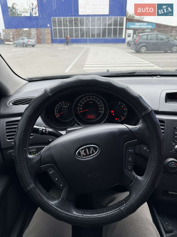 Седан Kia Magentis 2008 в Виннице
