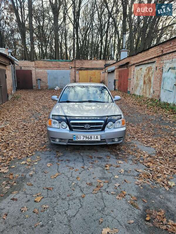 Седан Kia Magentis 2003 в Полтаві