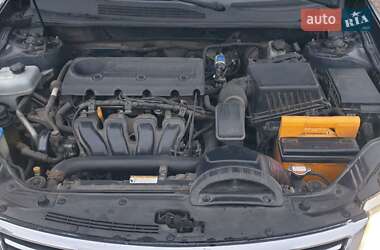 Седан Kia Magentis 2008 в Киеве