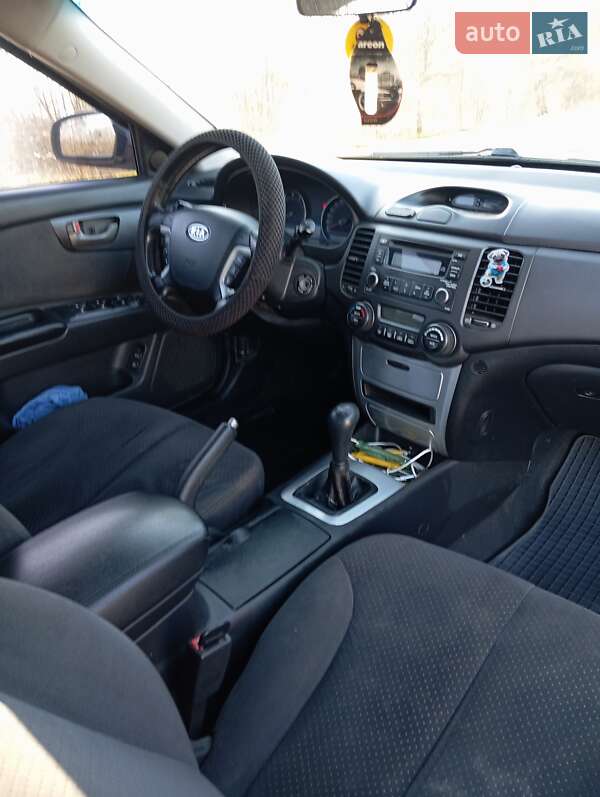 Седан Kia Magentis 2008 в Овруче