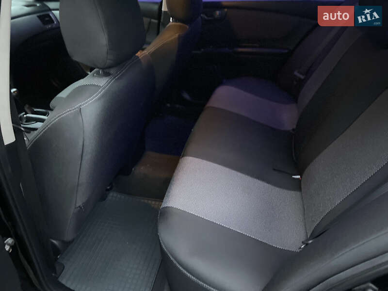 Седан Kia Magentis 2008 в Харькове