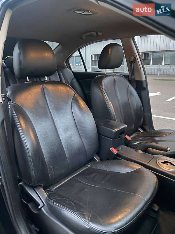 Седан Kia Magentis 2008 в Киеве