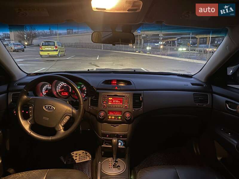 Седан Kia Magentis 2008 в Киеве